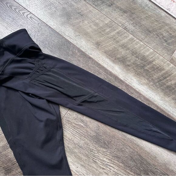 Fabletics Trinity Motion365® High Rise 7/8 Legging SZ Small in Black - Picture 6 of 11